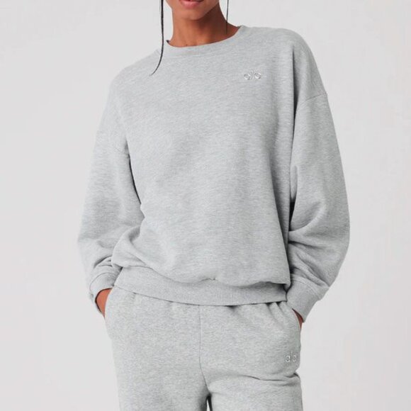 Alo Yoga Accolade Crew Neck Pullover NWT Size M Athletic Heather Grey - Picture 4 of 4